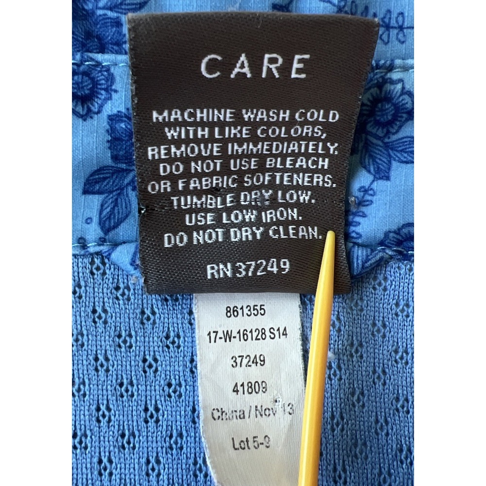 REI Co-op Sahara Shirt Womens M Fitted Floral Blue Short Sleeve Hiking Pockets - Picture 10 of 10